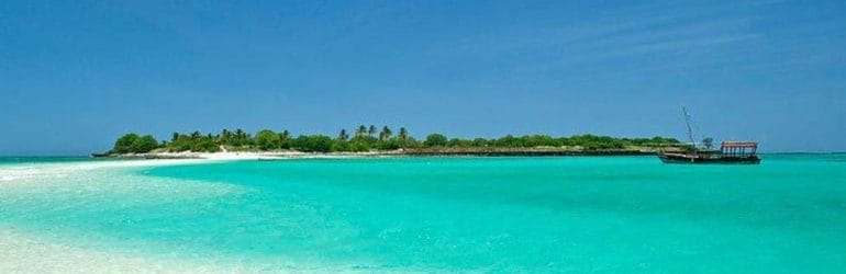 Mozambique safari Isles of Zen