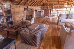 Oliver's Camp Lounge