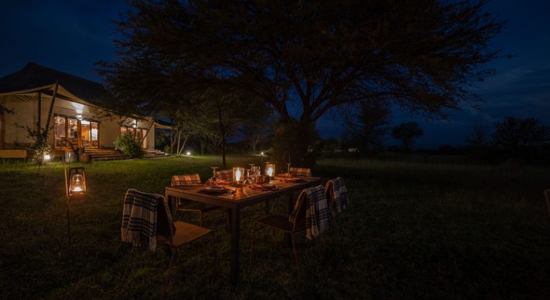 Sayari Camp Outdoor Dining