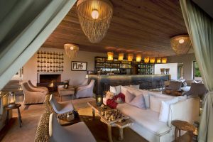 Kichwa Tembo Lounge And Bar
