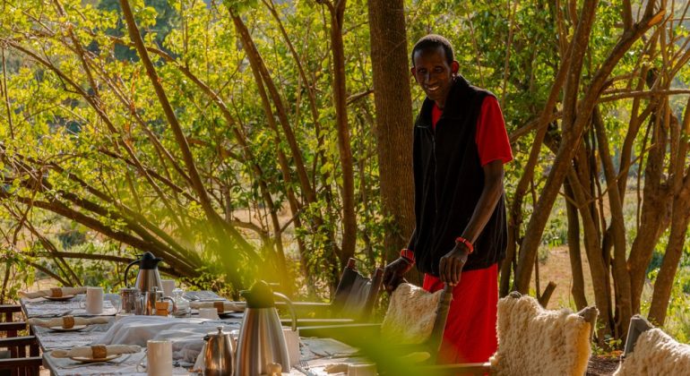 Kitich Forest Camp Dining