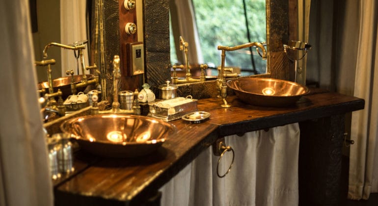 Mara Plains Camp Wash Area