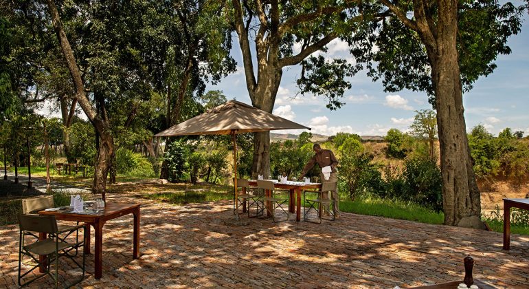 Sand River Mara Outdoor Dining