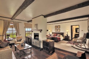 The Manor At Ngorongoro Bedroom