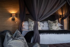 Hillsnek Safari Camp Room