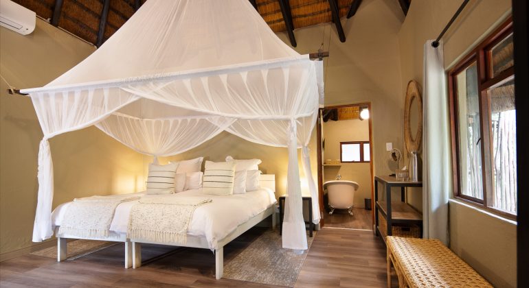 Kambaku Safari Lodge Rooms