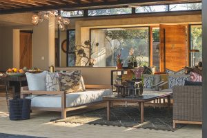 Lion Sands Fish Eage Residence Outside Lounge