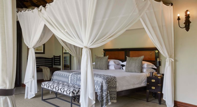 Lion Sands Tinga Lodge Suite