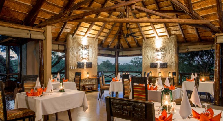 Lukimbi Safari Lodge Dining
