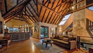 Lukimbi Safari Lodge Lounge