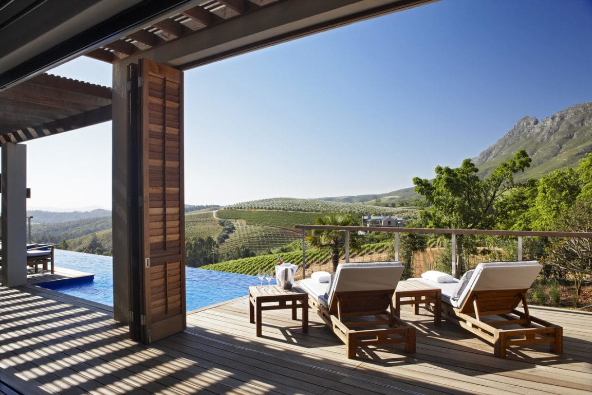 Presidential Lodge Pool And Deck