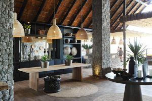 Private Granite Suites Lounge