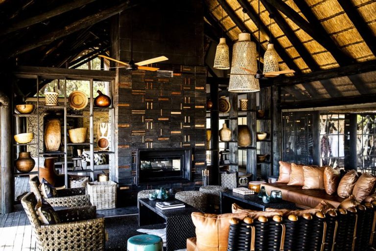 King's Pool Camp Lounge