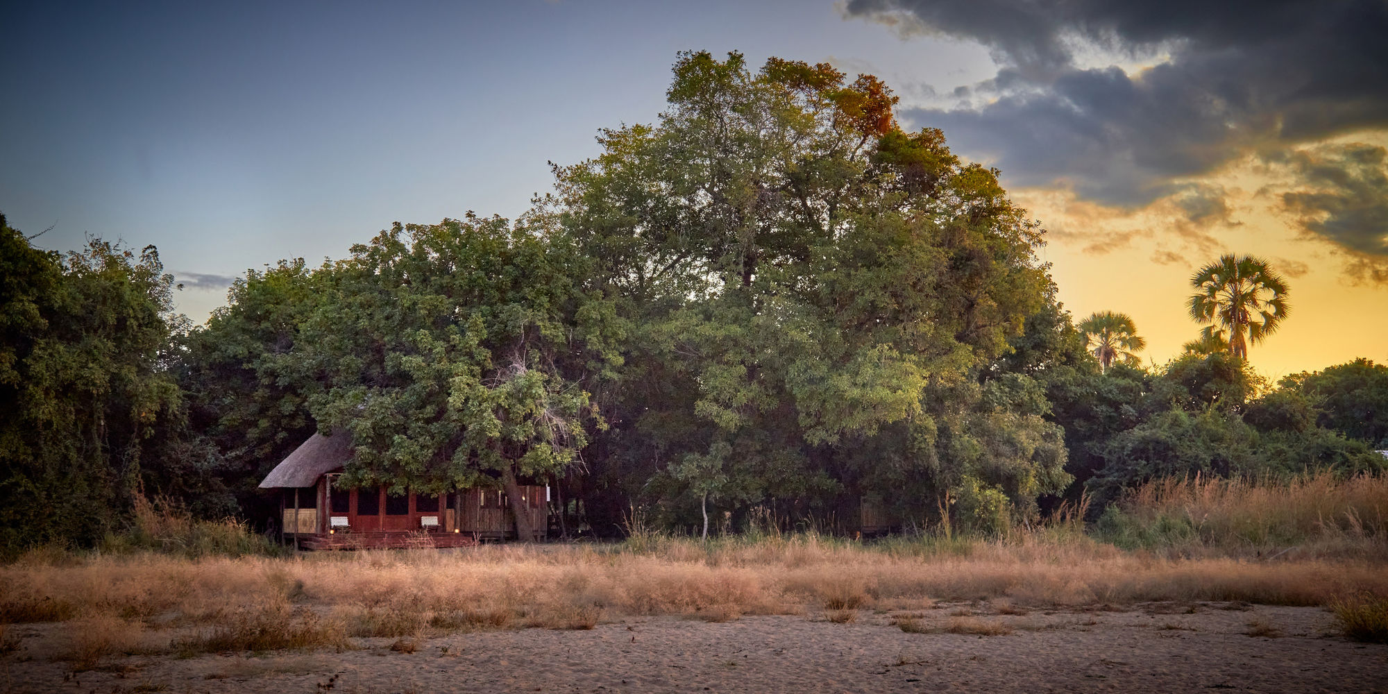 Kuyenda Bushcamp, South Luangwa National Park, Zambia