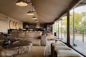 Little Makalolo Lounge