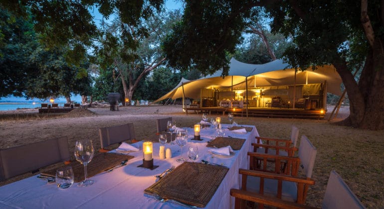 Little Ruckomechi Outdoor Dining