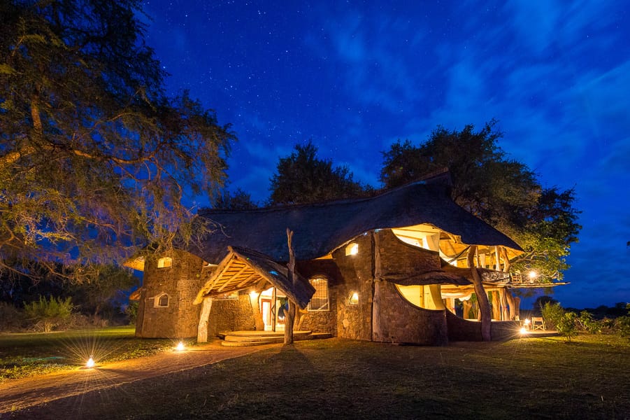 Luangwa Safari House At Night