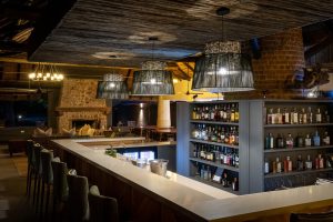 Mfuwe Lodge Bar