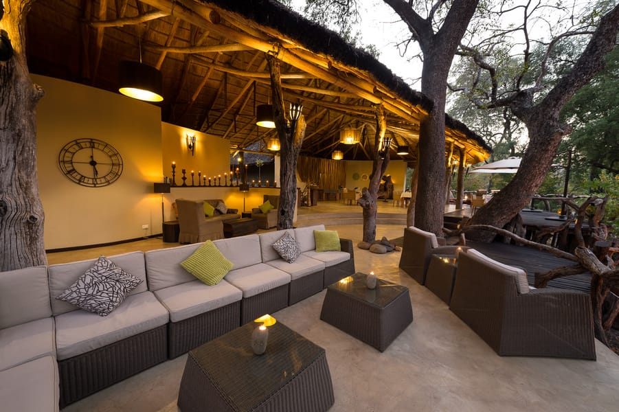 Mkulumadzi Outdoor Lounge