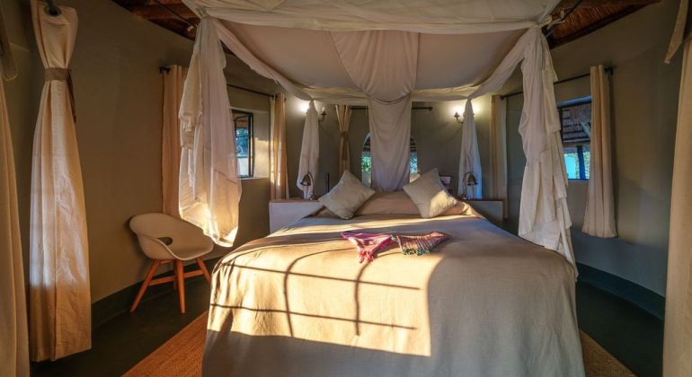 Nsefu Camp Rooms