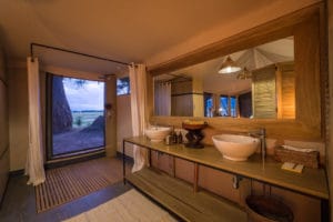 Ruckomechi Camp Bathroom