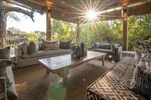 Toka Leya Camp Lounge