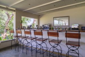 Batonka Guest Lodge Bar