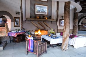 Chilo Gorge Safari Lodge Lounge