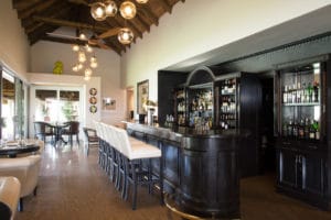 Mont Rochelle Bar