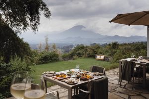Sabyinyo Outdoor Dining