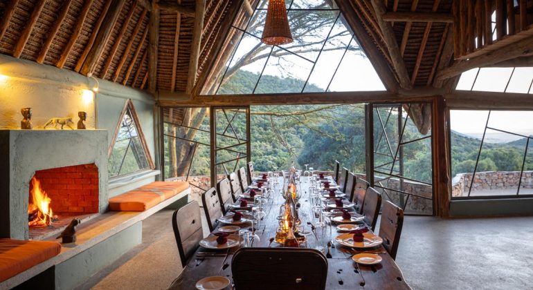 Saruni Mara Dining