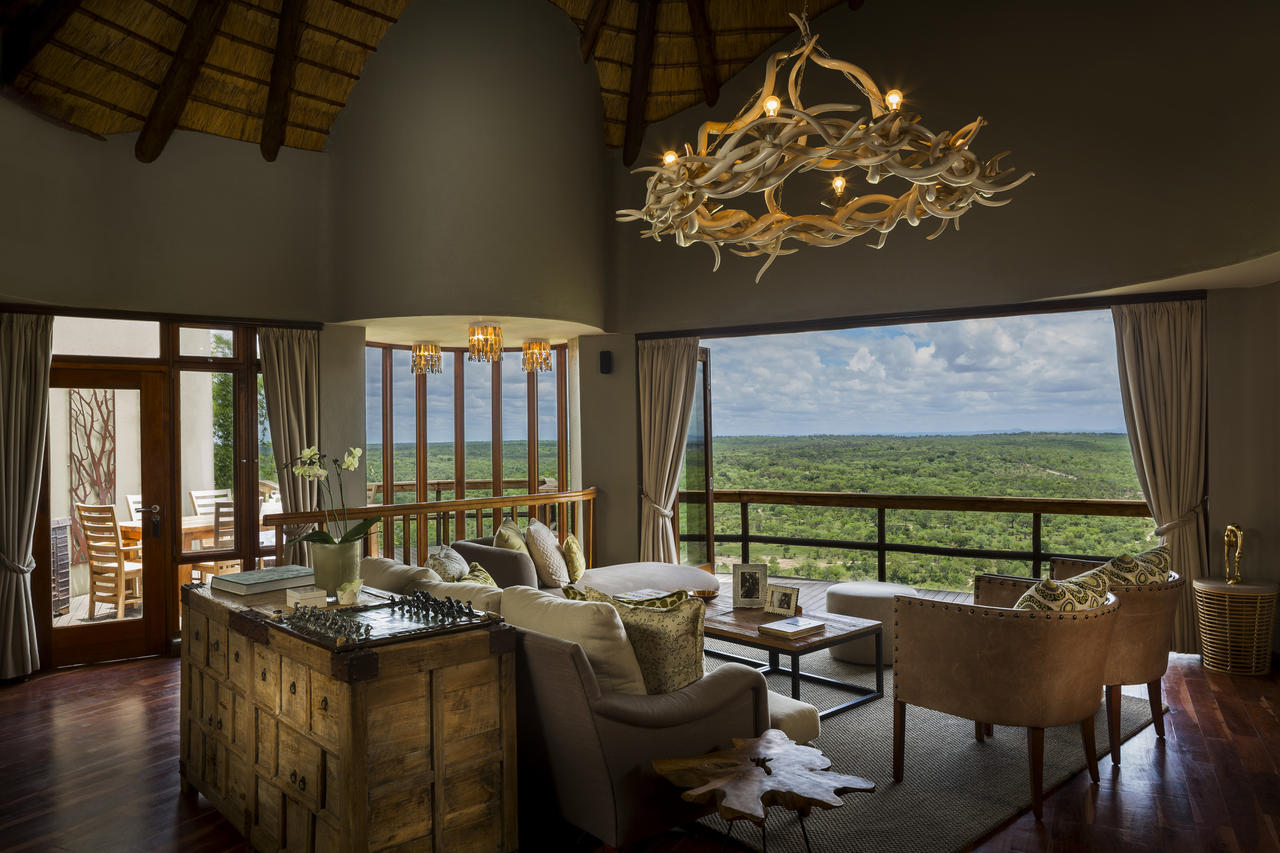 Ulusaba Cliff Lodge Lounge