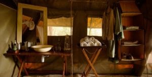 Alex Walker's Serian Nkorombo Bathroom