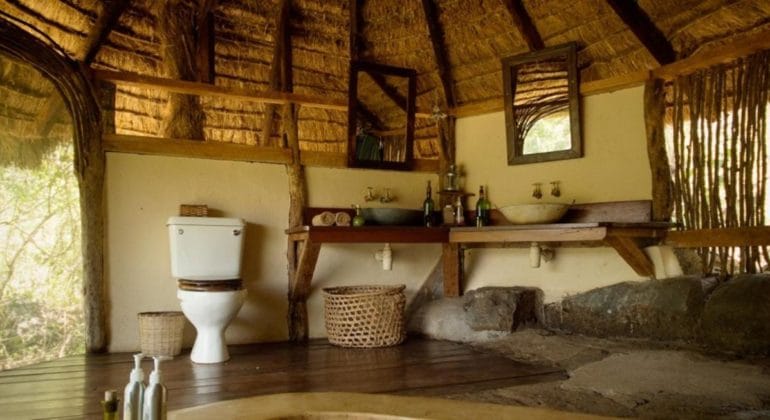 Alex Walker's Serian Serian Bathroom