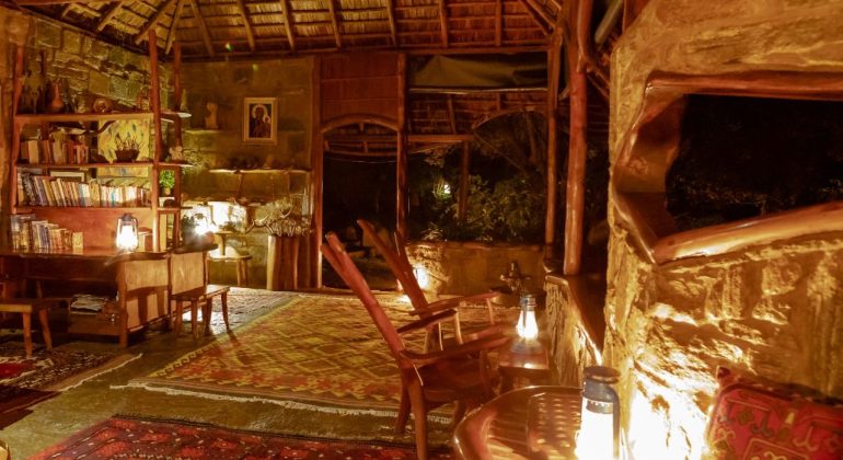 Desert Lodge Lounge