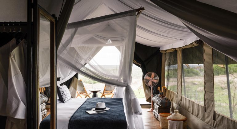 Kichakani Serengeti Camp Bedroom