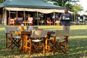 Mara Under Canvas Outdoor Dining