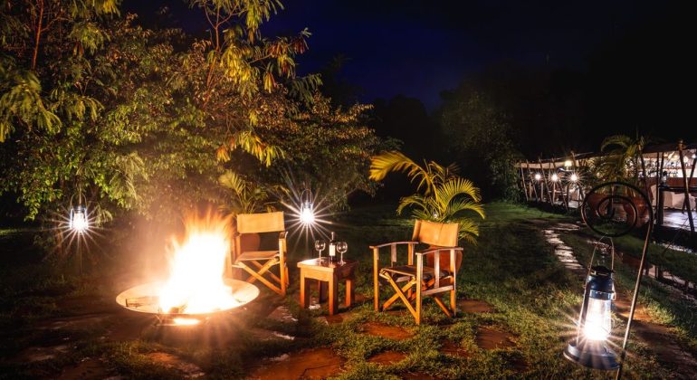 Offbeat Mara Camp Campfire