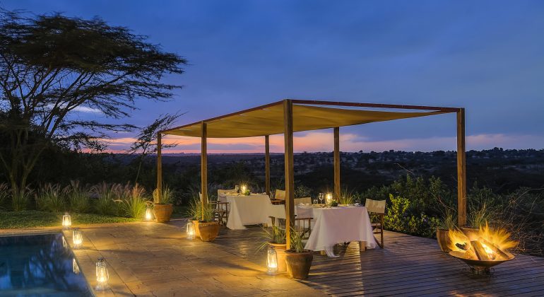 Ololo Lodge Poolside