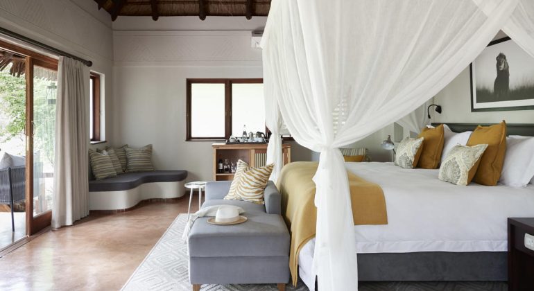 Sanctuary Chobe Chilwero Lodge Suite 1