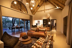 Serondella Lodge Family Suite Lounge