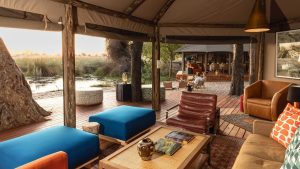 Shinde Footsteps Lounge
