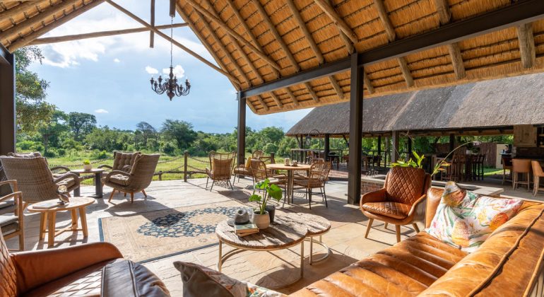 Shumbalala Game Lodge Main Area