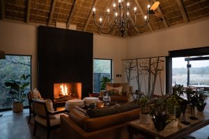 Simbambili Game Lodge Lounge