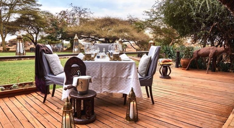 Tawi Lodge Dining