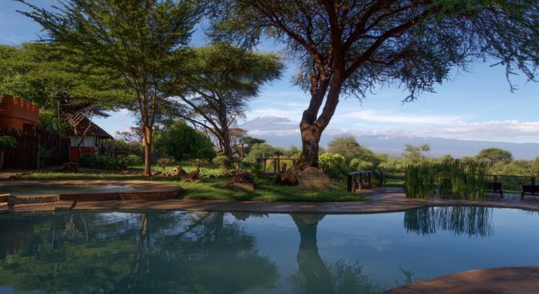 Tawi Lodge Pool Area