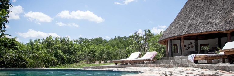 Semliki Safari Lodge Poolside