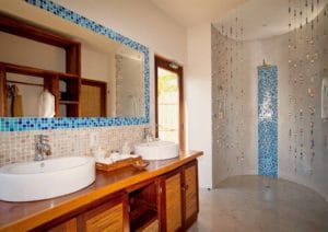 Benguerra Island Bathroom