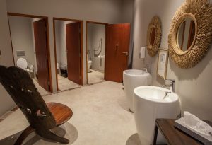 Chobe Bush Lodge Bathroom