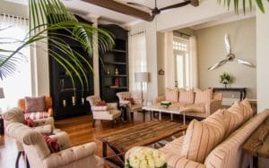 Hemingways Nairobi Lounge 1